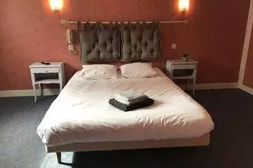 Hotelli Hôtel Du Grand Chêne