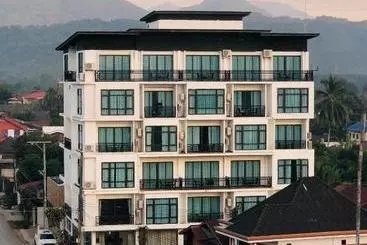 Hotel Serene Premier Vangvieng