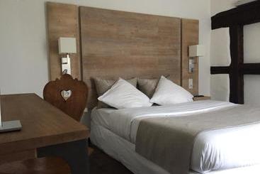 ホテル Auberge Du Rempart