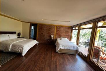 בית מלון כפרי Hacienda Jimenita Wildlife Reserve