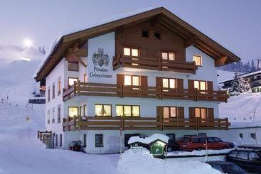 فندق Pension Grissemann