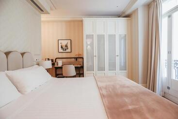 فندق Myr Palacio Vallier