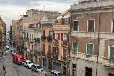 پانسیون Dani's House