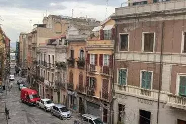 ペンション Dani's House