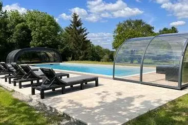 コテージ La Millière   Piscine & Campagne   Cathelineau & Lescure