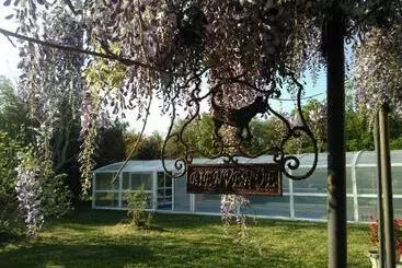 Aamiaismajoitus (B&B) La Ferme Du Bien Etre