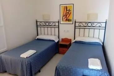 Turistihuoneistot Apartamentos Delfin Aromar 4