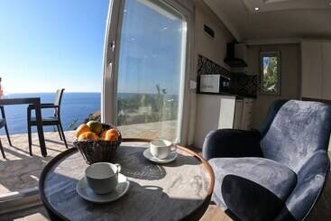 آپارتمانهای توریستها Blue Lagoon Village