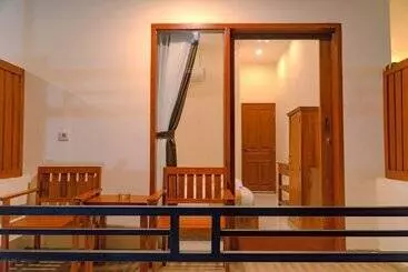 Pensione Derose Guest House