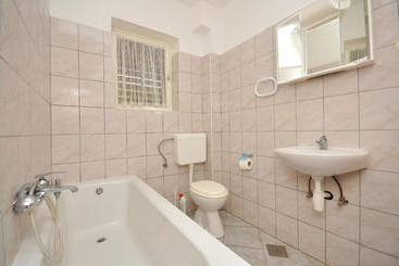 דירות לתיירים Apartments Renato