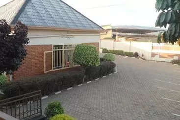 پانسیون Airport Luxury Motel