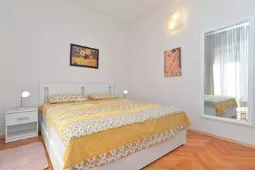 Apartaments turístics Apartments Valbandon 38
