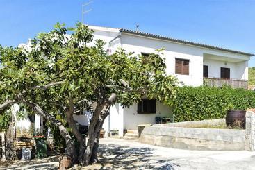 Apartamenty turystyczne Apartments Smilja