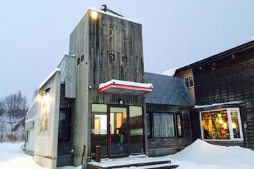 Hostel Niseko Hirafu Tsukushi