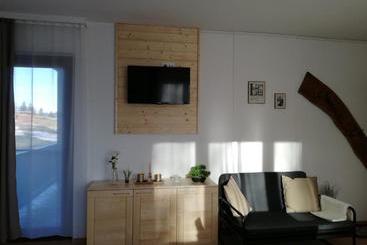 住宿加早餐  Weixl Schi&bike Appartements Bike In&bike Out Neben Wexl Trails Bikepark