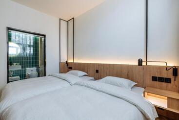 Poshpacker·chengdu Local Tea Hostel