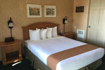 Отель Pepper Tree Inn Tahoe City