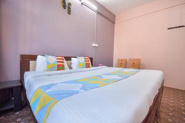 Pensió Oyo Home 62893 Compact Stay Kasauli