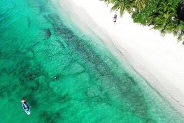 پانسیون Island Scuba Inn