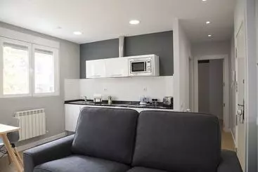 Alquilaz Apartamentos Turísticos