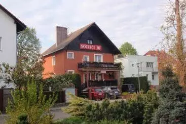 ペンション Noclegi16