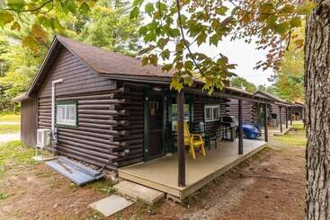 هتل Pond S Resort