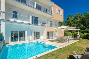 Apartamentos turísticos Sv, Petar