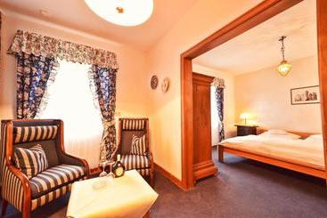 Hotel Rhönhäuschen Ug