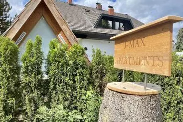 ペンション Glamping Houses J Max