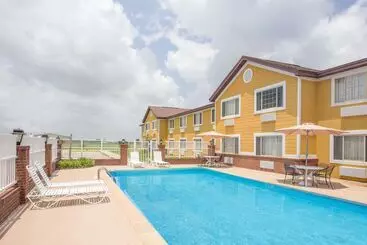 ホテル Days Inn By Wyndham Lake Village