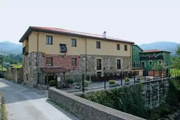 هتل Posada Restaurante Casa Juanchu