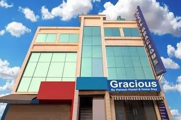 Gracious By Vishesh Hotels & Home Stay