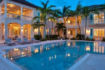 آپارتمانهای توریستها Villa Amazing Grace