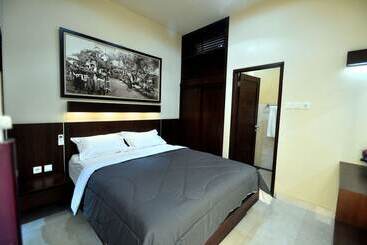 Pensionat Kings House Kesari