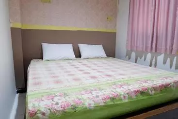 Hotelli Spot On 2589 Marina Residence