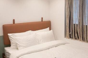 Quang Vinh Apartment And Hotel Hoi An