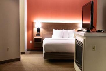 فندق Hawthorn Suites By Wyndham Erie