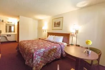 Hotelli The River Inn