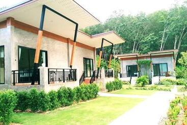 Hotel Serene Lanta Resort