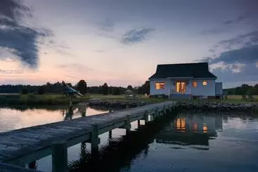 Aamiaismajoitus (B&B) Inn At Warner Hall