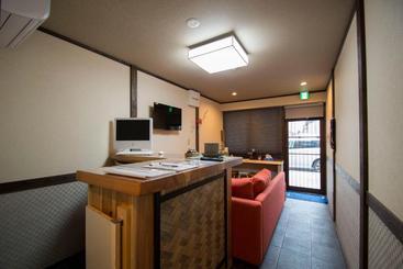 آپارتمان‌های توریست‌ها Kyoto Miruzu Ruri Ann