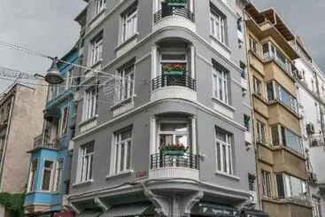 هتل آپارتمان Iq