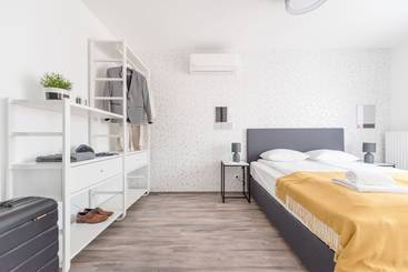 Oasis Apartments At Broadway Residence