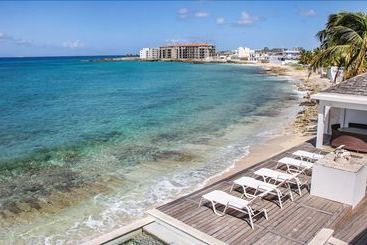 Turista apartmanok Villa Laluna