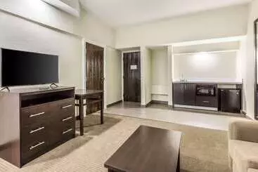 هتل Travelodge By Wyndham Flowood