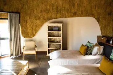 هتل Desert Hills Lodge