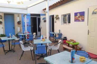 پانسیون Le Cocardier