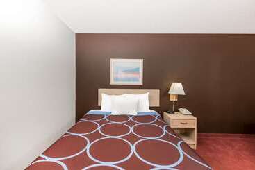 汽车旅馆  Super 8 By Wyndham Estherville