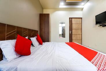 호텔 Flagship Shagun Home