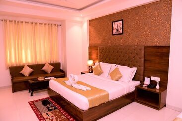 هتل The Vegas By De Pavilion, Delhi Airport